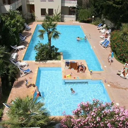 Eucalipti Aparthotel 3*