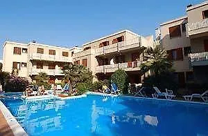 Aparthotel Eucalipti