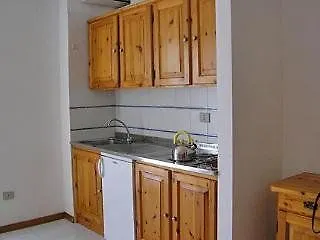 Eucalipti מלון דירות אלגהרו