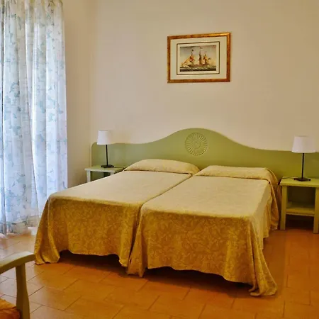 Aparthotel Eucalipti 3*
