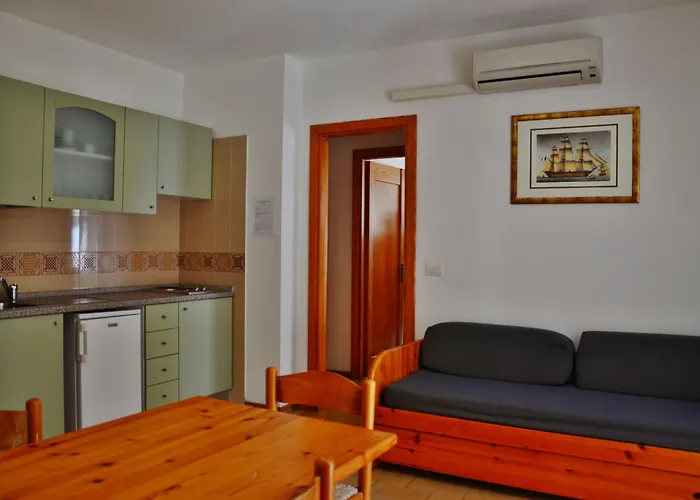 Hotel apartamentowy Eucalipti